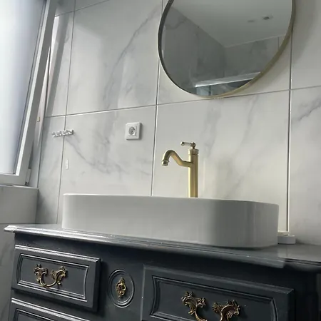 Time Capsule Hotel del amor