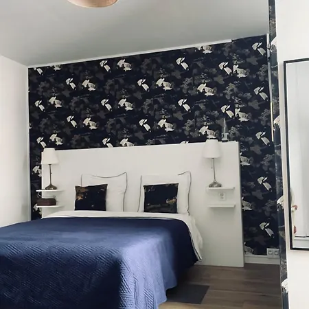 Time Capsule Love hotel Arras